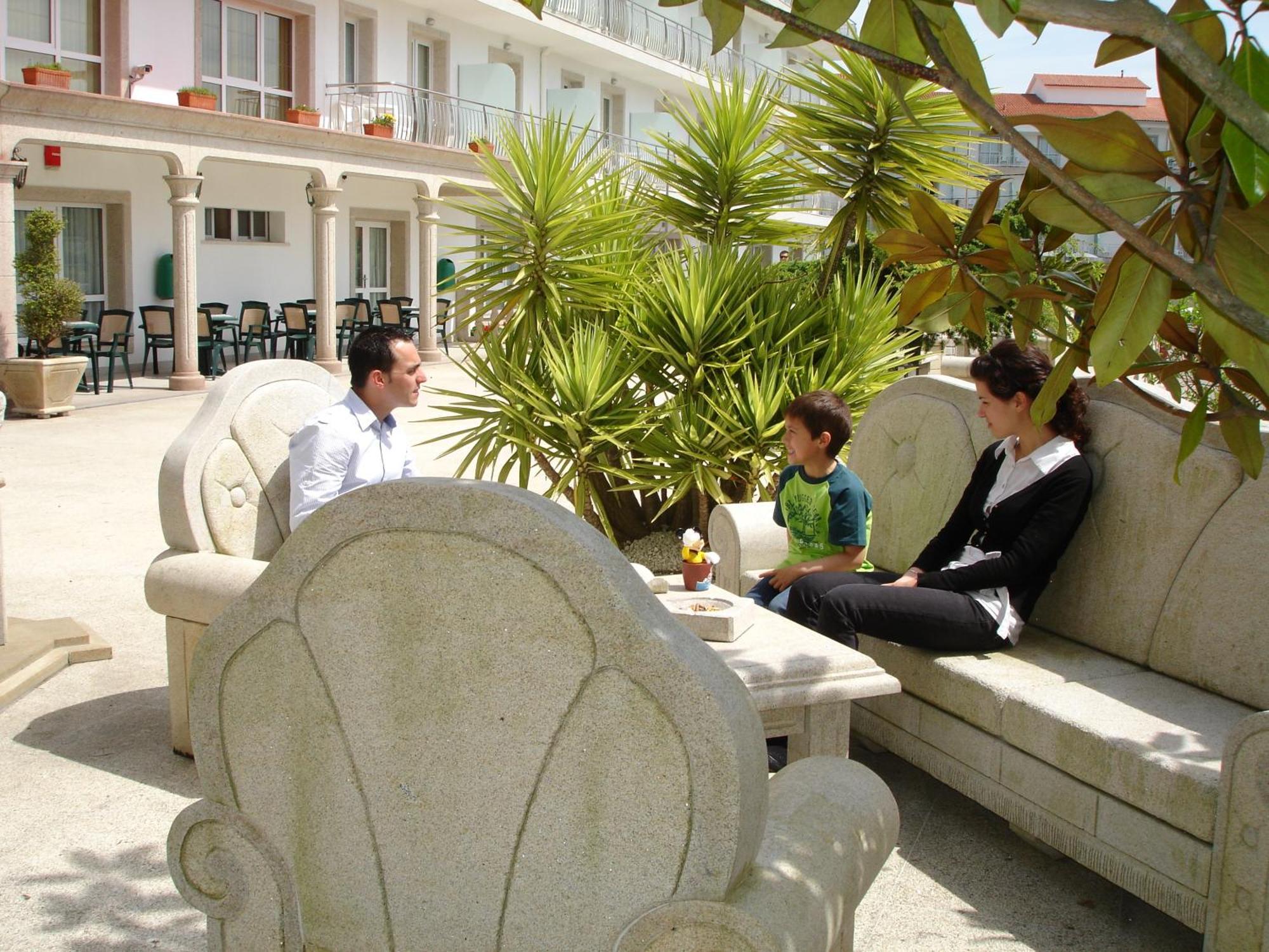 Hotel Nuevo Vichona Sanxenxo Luaran gambar